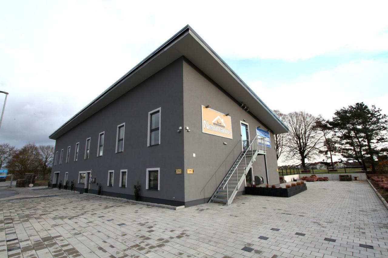 Neumann's Übernachten Plankstadt Exterior foto